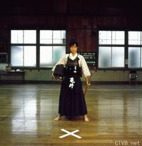 高清无水印美女壁纸上千套9000张 - 1.jpg